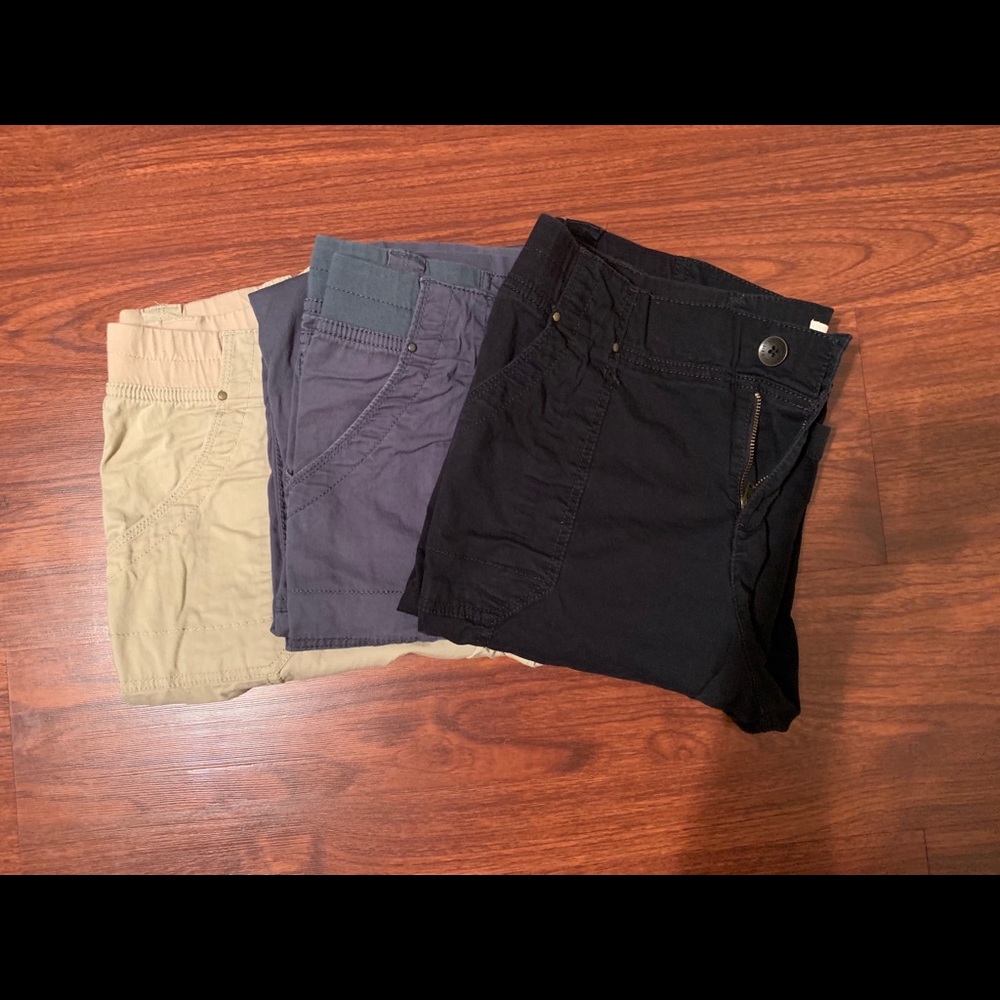 3 pairs of pants